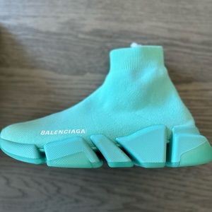 Balenciaga Speed 2.0 Knit-sock sneakers. Color: Blue. Women’s size 8. EU 38.